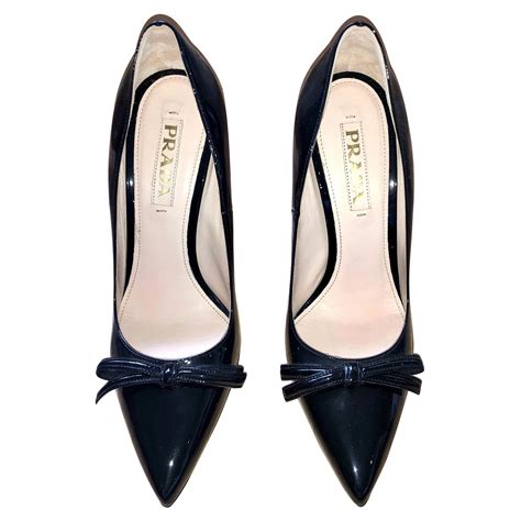 prada heels sale.